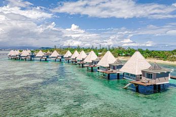 DoubleTree by Hilton Ilot Maitre Resort