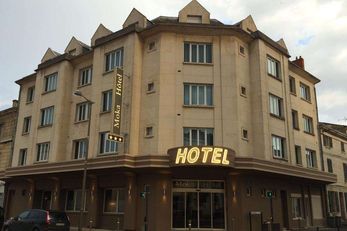 Moka Hotel