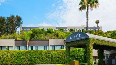 Luxe Sunset Boulevard Hotel