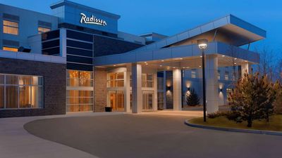 Radisson Hotel & Conference Calgary Apt