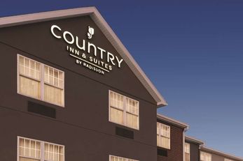 Country Inn & Suites Dubuque
