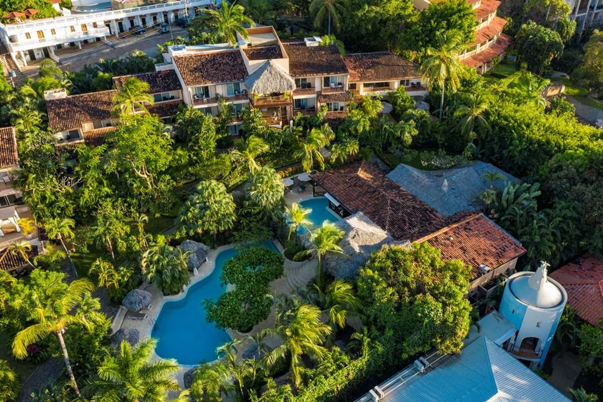 Hotel El Jardin del Eden Professional Review- First Class Tamarindo