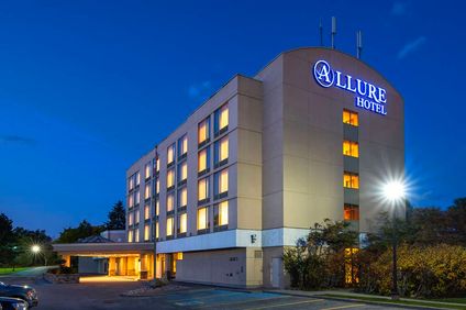 Allure Hotel & Conference Centre, Ascend