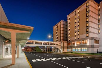 Bangor Aviator Hotel, BW Premier Coll