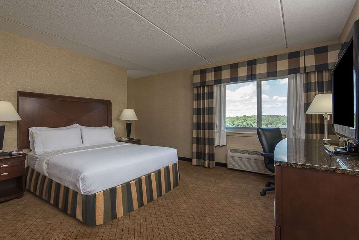 Clarion Hotel Taunton, MA Hotels First Class Hotels in Taunton GDS