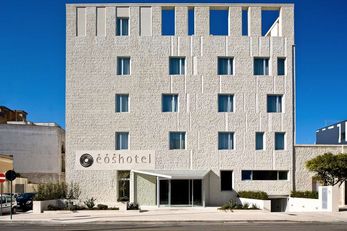 Eos Hotel
