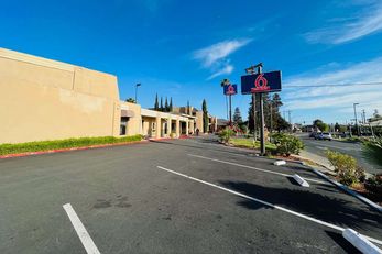 Motel 6 Vallejo CA-Napa Valley