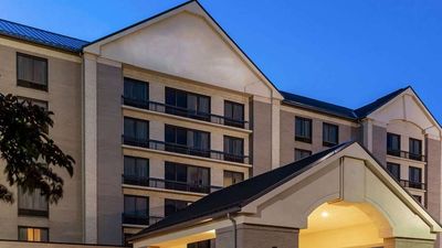 Wyndham Garden Kansas City Airport