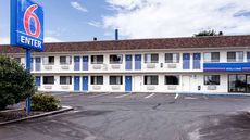 Motel 6 Ontario