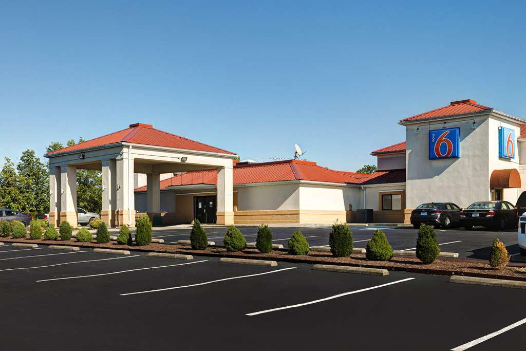 Motel 6 Shepherdsville Tourist Class Shepherdsville KY Hotels