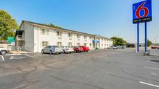 Motel 6 Wichita East