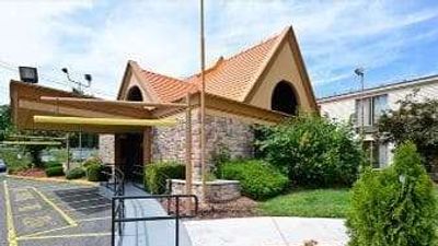 Howard Johnson Inn Clifton