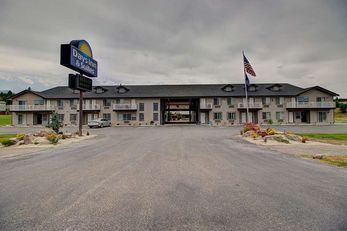 Days Inn & Suites Lolo