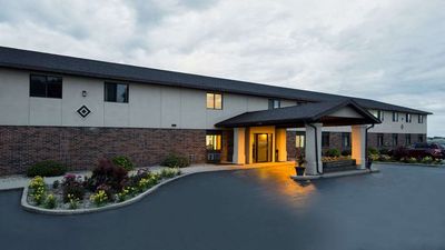 Super 8 Oshkosh Airport