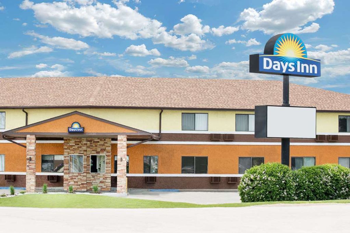 Days Inn York Tourist Class York, NE Hotels GDS Reservation Codes Travel Weekly