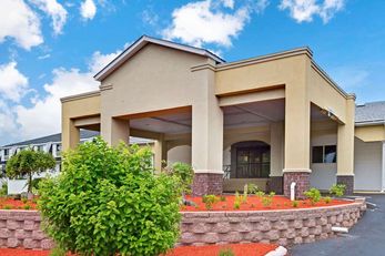 Ramada Kittery