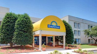 Days Inn Newport News/Oyster Point