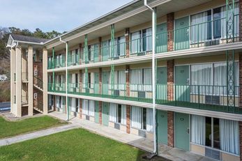 Days Inn Jellico - Tennessee State Line