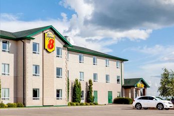 Super 8 Prince Albert