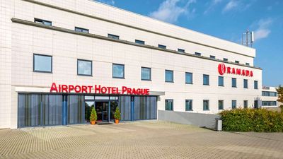 Ramada Airport Hotel Prague