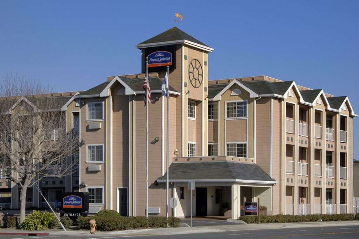 Howard Johnson Hotel Victoria- Tourist Class Victoria, BC Hotels- GDS  Reservation Codes: Travel Weekly