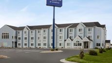 Microtel Inn & Suites by Wyndham Lincoln