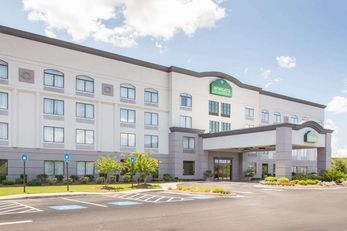 Wingate by Wyndham Savannah Airport