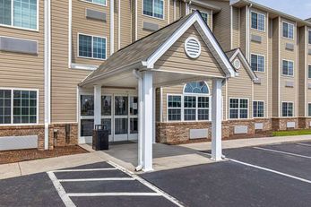Microtel Inn & Suites Manchester