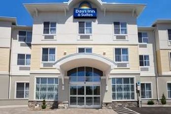 Days Inn & Suites Altoona