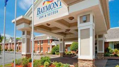 Baymont Inn & Suites Bradley Airport