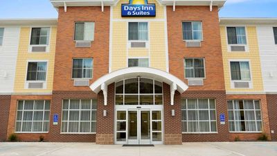 Days Inn and Suites Caldwell