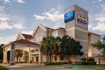 Baymont Inn & Suites Clute
