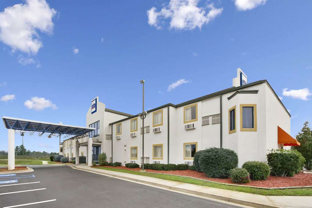 Howard Johnson Tifton Tourist Class Tifton GA Hotels GDS