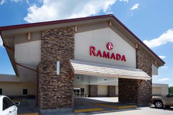 Ramada Columbus Hotel & Conference Ctr