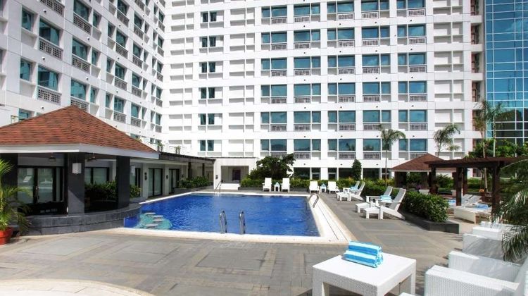 Quest Hotel & Conference Center - Cebu Pool