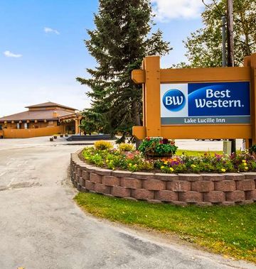 Best Western Lake Lucille Inn