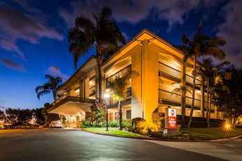 Best Western Plus Orange County Airport