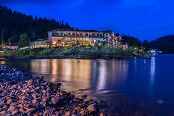 Best Western Lodge at River's Edge