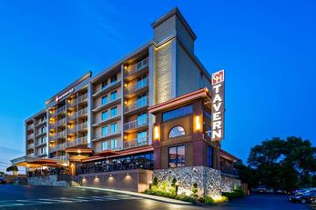 Best Western TLC Hotel