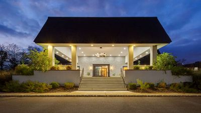 Best Western Plus Murray Hill Inn & Stes