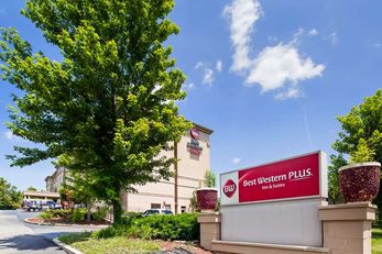 Best Western Plus Hannaford Inn & Suites