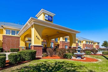Best Western Fort Worth Inn & Suites