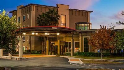Best Western Plus Lackland Hotel & Stes