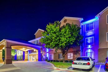 Best Western Plus Cutting Horse Suites