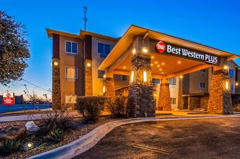 Best Western Plus Seminole Hotel & Stes