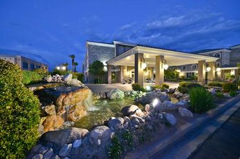 Best Western Plus Abbey Inn
