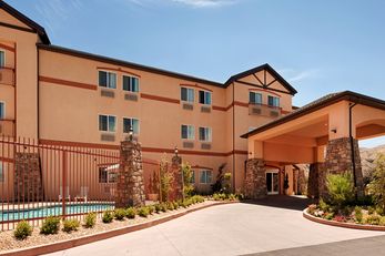 Best Western Plus Zion West Hotel