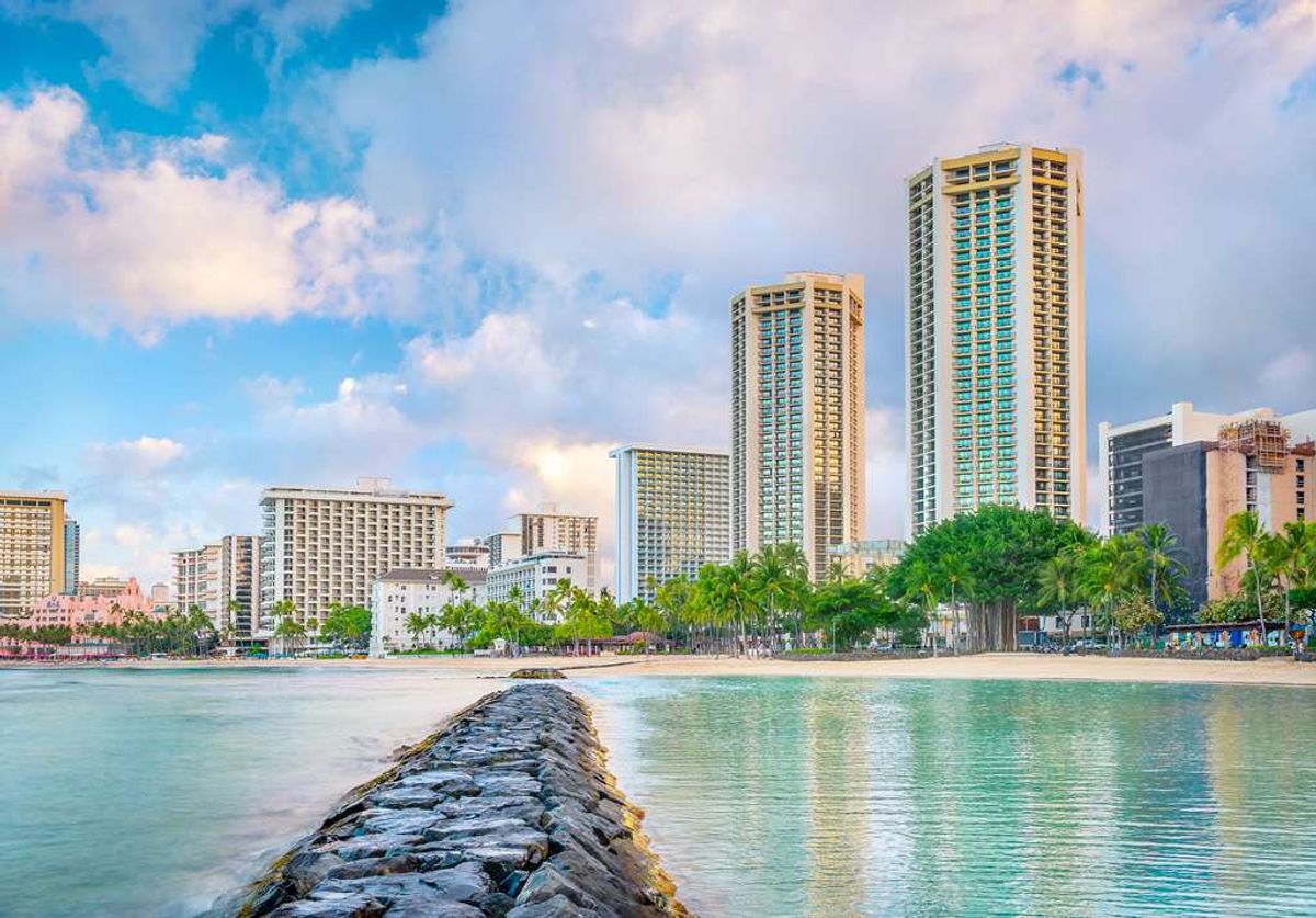 Waikiki on The Cheap! - Retire by 40