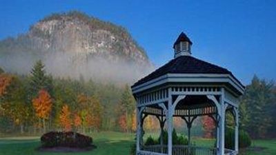 White Mountain Hotel and Resort