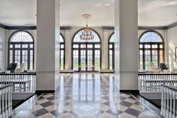 The Berkeley Oceanfront Hotel